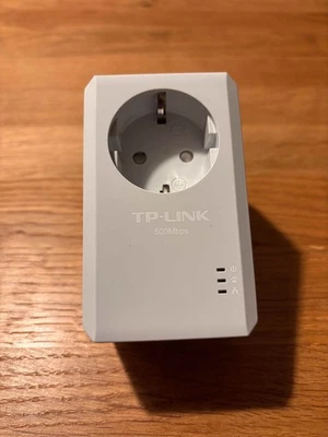TP-LINK TL-PA4010P AV500 Powerline Adapter - Bild 1 von 2