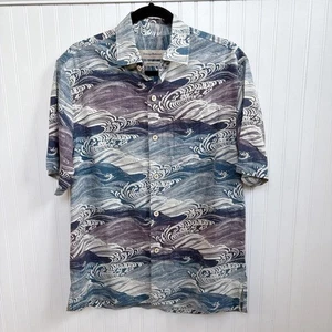 Camisa de campamento Tommy Bahama multicolor con estampado ondulado junto a la bahía seda para hombre pequeña - Imagen 1 de 6