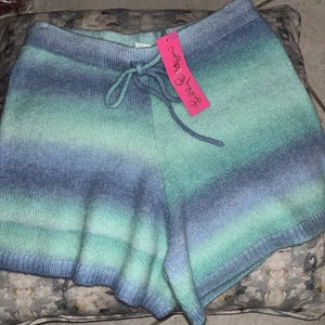 NWT LILLY PULITZER Wanetta Sweater Shorts Large Surf Blue Space Dye MSRP $118 - Picture 1 of 3