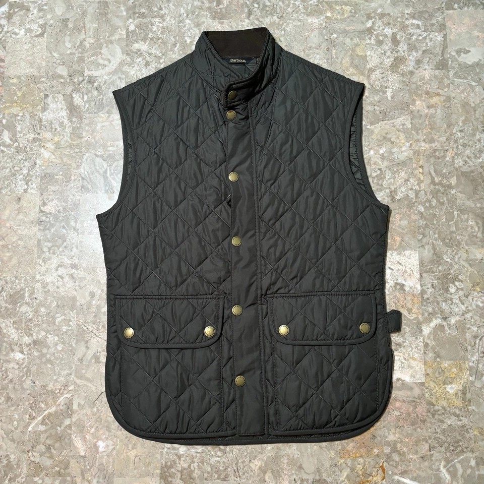 Chaleco Chaleco Barbour Lowerdale Para Hombres Medio Verde Acolchado Puffer Bolsillos con Cremallera a Presión Foto 1 de 4