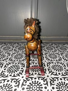 Handarbeit Schaukelpferd Spielzeug aus Holz - Bild 1 von 4