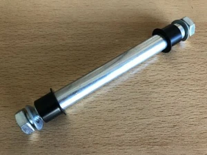 Hercules G3 Typ 540 Schwingen Lager Achse mit Buchsen Mofa Supra 4 Mokick NEU - Bild 1 von 3