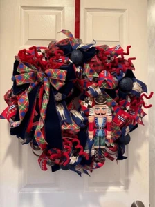 Nutcracker Winter Holiday Decoration Wreath XL Winter Nutcracker Happy Holidays - Picture 1 of 1