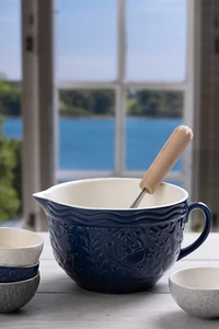 Nautical 2 Qt Batter Bowl - Picture 1 of 12