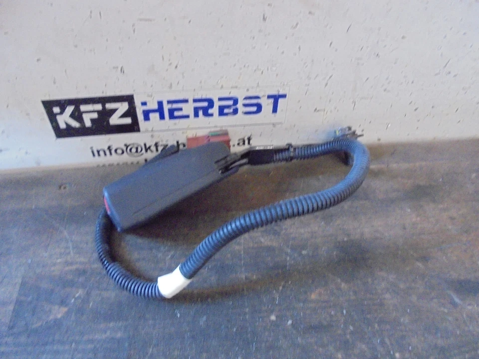 Boucle fouet avant droite Honda CR-V III  2.2 i-DTEC 4WD 110kW N22B3 137777 - Photo 1/1