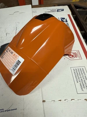Cubierta superior de motosierra STIHL MS181 MS211 OEM sin bombilla de imprimación Foto 1 de 4