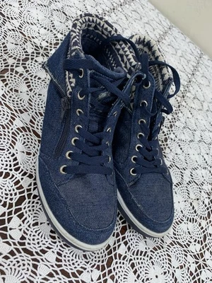 Polo Assn Denim azul para mujer talla 7. Zapatos Zapatillas altas con cremallera Botas Usadas en Excelente Condición Foto 1 de 4