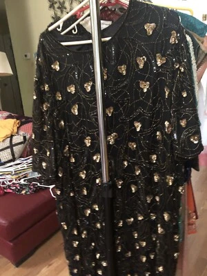 Trajes indios bordados a mano. Talla mediana a grande  Foto 1 de 4