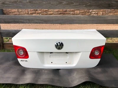 Maletero Volkswagen Jetta Campanella blanco LR9A OEM 2005 2006 2007 2008 2009 2010 Foto 1 de 4