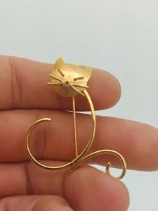 VTG Sterling Silver - BEAU Modernist Kitty Cat Animal Brooch Pin Gold Plated - Picture 1 of 6