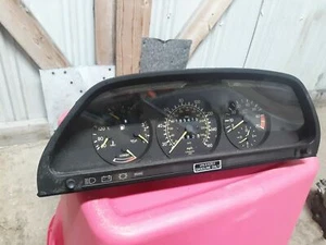84-85 Mercedes W126 500SEL & 500SEC Instrument Cluster 1265426301  185K - Picture 1 of 4