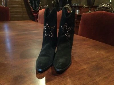 Yellow Box Black Suede Womens Western Boots. Rhinestone Accents. Size 8.5 - Imagem 1 de 4