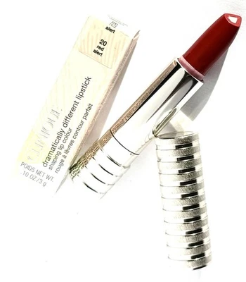 Clinique Dramáticamente Diferente Lápiz Labial Forma Color Labial 20 Rojo... - Imagen 1 de 2