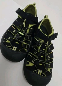 Keen robuste Outdoor Wander Sandalen Waldgrün Größe 5 - Bild 1 von 4