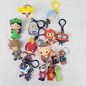Lot Of 15 Various Bag Clips/Keychains Disney, Marvel, My Hero, Powerpuff Girl + - Picture 1 of 10