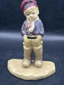 "Estatuilla vintage de niño fumador con botas Japón 4,25""" - Imagen 1 de 15