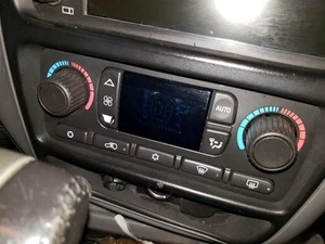 Temperature Control Front Automatic Opt CJ2 Fits 06-09 ENVOY 1007787 - Picture 1 of 6