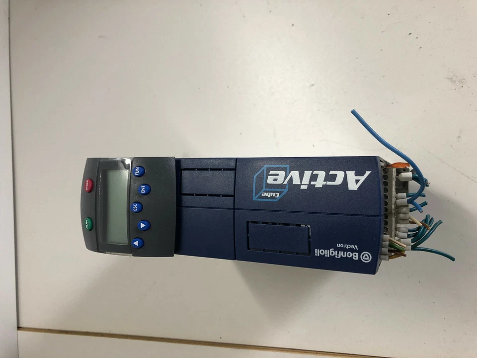 Bonfiglioli ACU 401-11FA Frequenumrichter - Bild 1 von 4