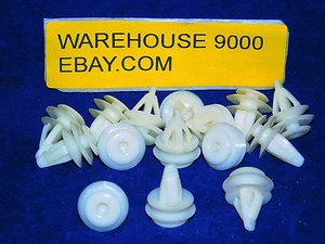 15 Trim Panel Retainers Auveco 18294 OEM Honda : 91566-SP0-003 From 1990 - On - Bild 1 von 2