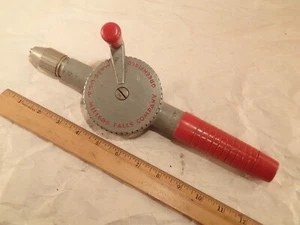 Vintage MILLERS FALLS 'Buck Rogers' No. 104 Egg Beater Hand Drill, USA Made - Picture 1 of 8