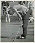 1967 Press Photo Sam Ellis With His Head Down During A Golf Tournament In Miami
