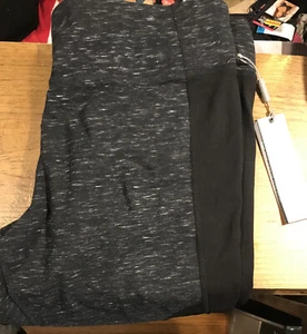NWT Calvin Klein Black size 1X Ladies Yoga pants - Picture 1 of 6