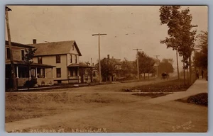 Railroad Street Freeville NY Tompkins County Schooley RPPC Postkarte L2 - Bild 1 von 3