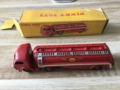 Dinky Toys CITERNE ESSO Tracteur Panhard  Semi Remorque N° 32 C boîte d origine - Photo 1/4