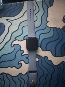 Apple Watch Series SE négociable (achetez-la maintenant !!) - Photo 1 sur 3