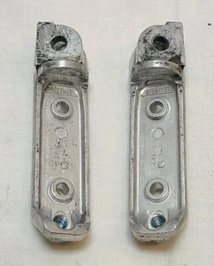Suzuki GSX1300R Hayabusa 1999-2007 left & right front footrest foot peg set OEM  - Picture 1 of 9