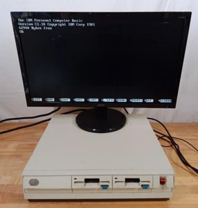 Vintage IBM Personal System/2 Model 30 Desktop Computer 8530-002 Basic 1.1 - Picture 1 of 21