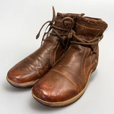 Earth Boots Vintage Womens Leather Trekking Boots Size 9.5 B Dark Peanut Scenic - Image 1 of 4