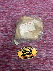 GENUINE Honda NOS 11351-300-060 L. SPROCKET CASE COVER - Picture 1 of 3