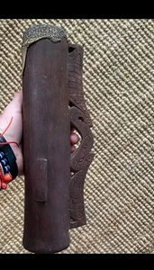 Vintage MASSIM Finger Drum Papua, New Guinea of Wood & Lizard - Picture 1 of 6