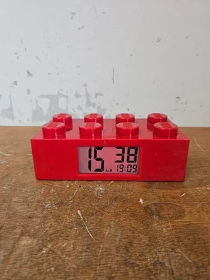 LEGO Ladrillo Rojo Reloj Despertador Iluminado Pantalla Digital 24 horas Funciona con Batería En muy buena condición  Foto 1 de 4