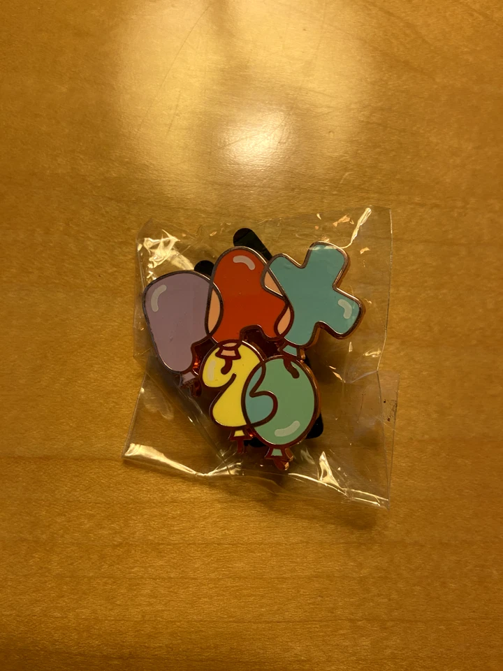 Pinny Arcade PAX 2024 20th Anniversary Birthday Trade Pin Chase Gold Balloons - Image 1 of 1
