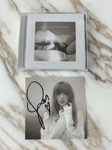 Taylor Swift - THE TORTURED POETS DEPARTMENT CD + HAND SIGNED PHOTO (+ HEART) - Picture 1 of 2