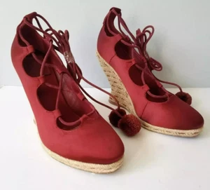 Tory Burch Ankle Lace Pom Poms Satin Wedge Heel Espadrille Sandals Shoes Sz 7.5 - Picture 1 of 7