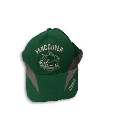 New Vancouver Canucks Reebok NHL Practice St. Pattys Flex-Fit S/M Hat - Image 1 of 2