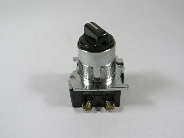 Eaton 10250T21KB 3 Position Selector Switch Pushbutton