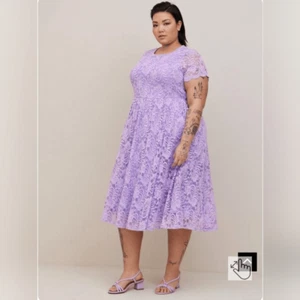 Neu mit Etikett Torrid DAMENKLEID 0 12 L - Bild 1 von 7