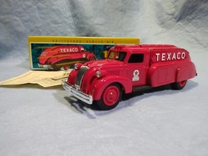 1939 Dodge Airflow Texaco Tanker Truck ~ 1:38 Die Cast Ertl Bank w/key - Picture 1 of 3