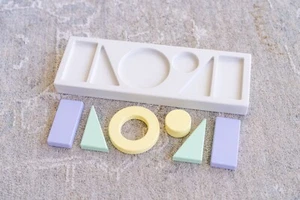 Wooden Montessori Shape Sorting Puzzle for Toddlers | Educational Color Matching - Picture 1 of 12