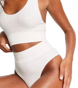 Les Girls Les Boys Seamless Sports Boucle Bra Women’s UK Size M - Picture 1 of 7