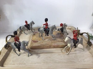 Vintage England Metal Soldiers /Horses / Cavalry /~ Lot Of 5 Gray Horses - Picture 1 of 14