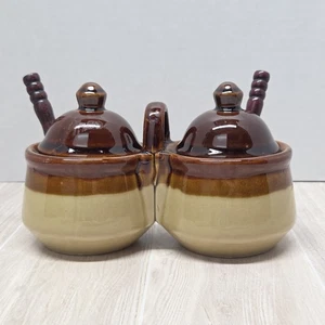 Vintage braun und creme glasierte Keramik Doppel Gewürz Topf Set mit Löffeln - Bild 1 von 7