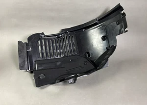 NEU&ORIG Maserati Grecale Radhausschale vorne links Wheel Arch Guard 670157087 - Picture 1 of 1