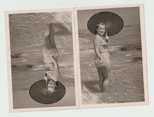 2 Fotos Mujeres guapas en traje de baño con paraguas Playa Moda Inusual ODESSA DE COLECCIÓN - Imagen 1 de 2
