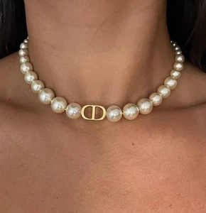 CD Perlen Halsband Halskette Weiß & Gold Schmuck Geschenk Braut UK - Bild 1 von 3
