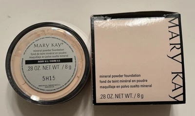 Genuine Mary Kay 040983 Mineral Powder Foundation Ivory 0.5 .28 oz net wt - Image 1 of 2